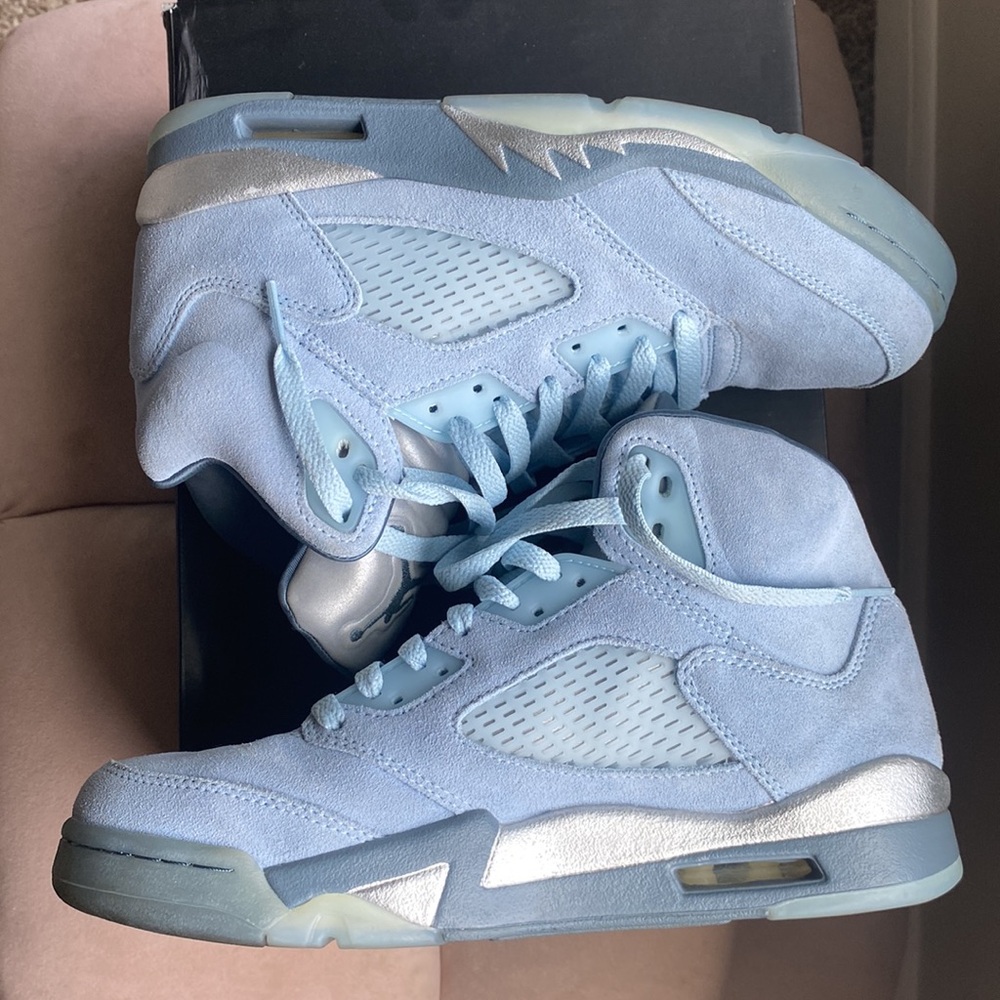 Nike air Jordan 5 Retro bluebird - size 8.5 - womens - Blue